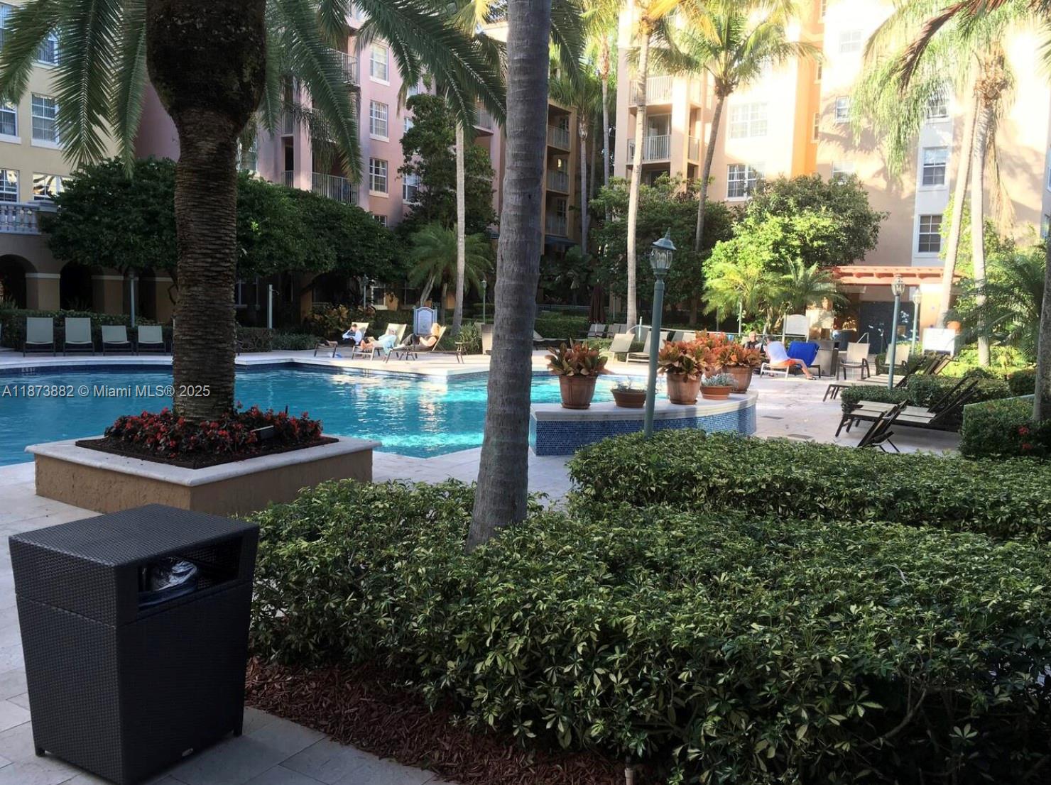 THE YACHT CLUB AT AVENTUR - Residential