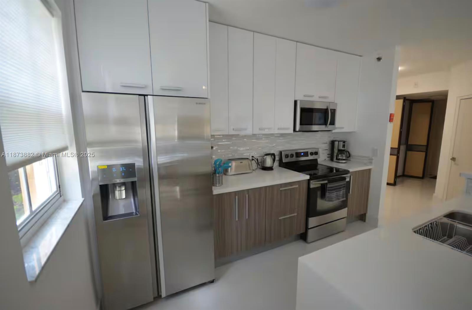 THE YACHT CLUB AT AVENTUR - Residential