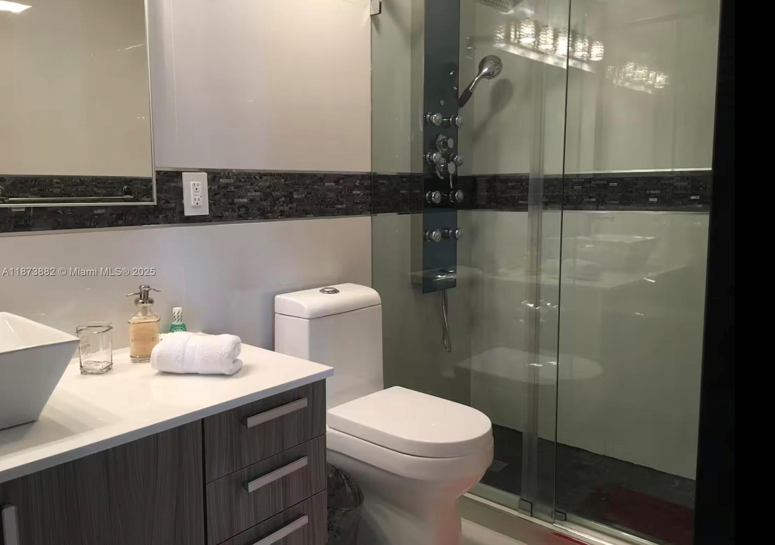 THE YACHT CLUB AT AVENTUR - Residential