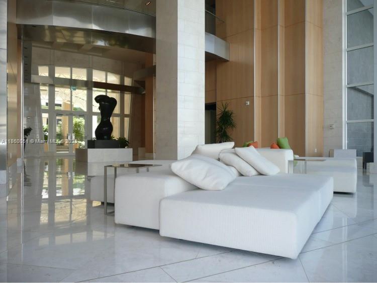 901 Brickell Key Blvd 2001