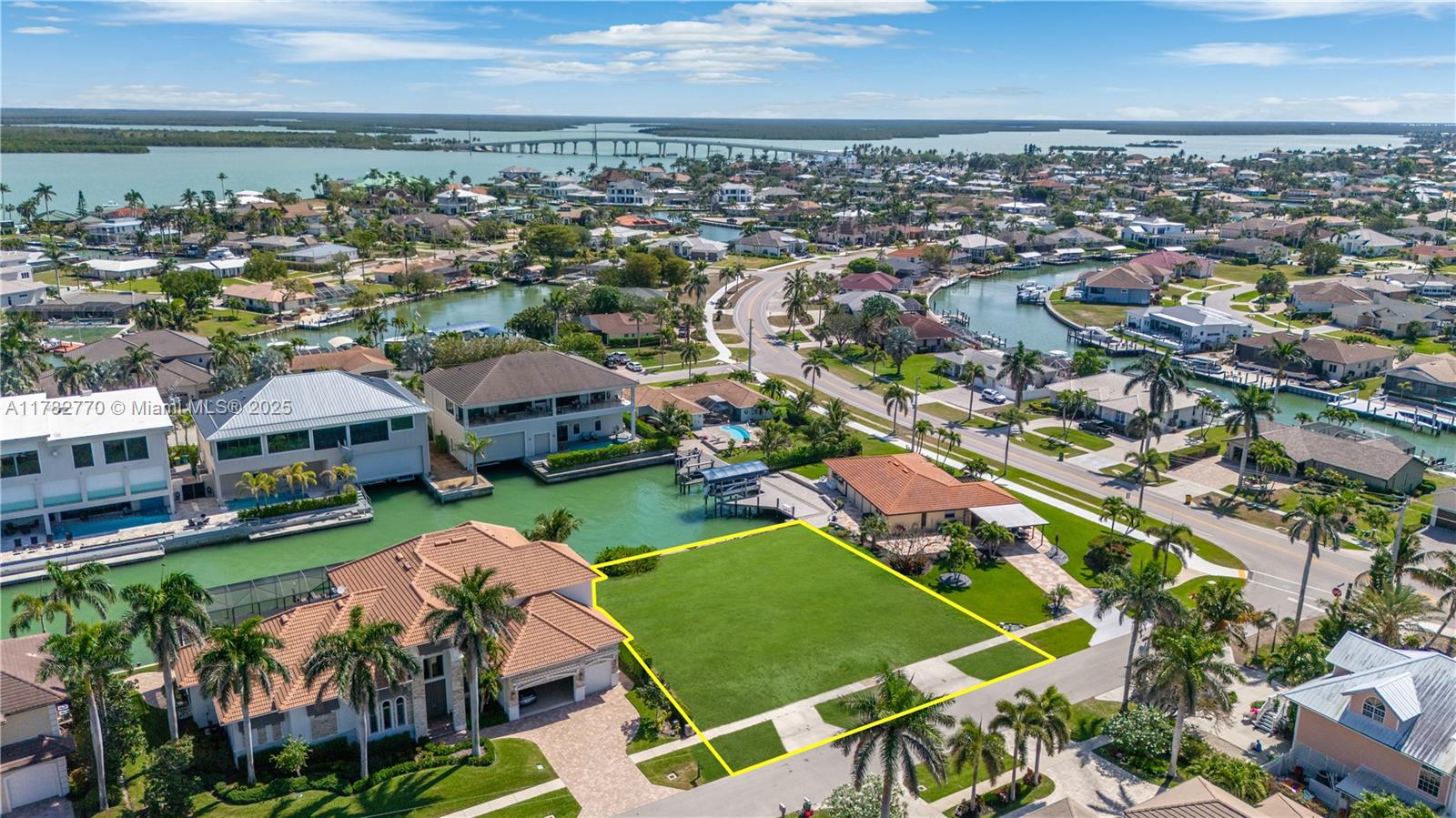 773100 MARCO BEACH UNIT 4 - Land