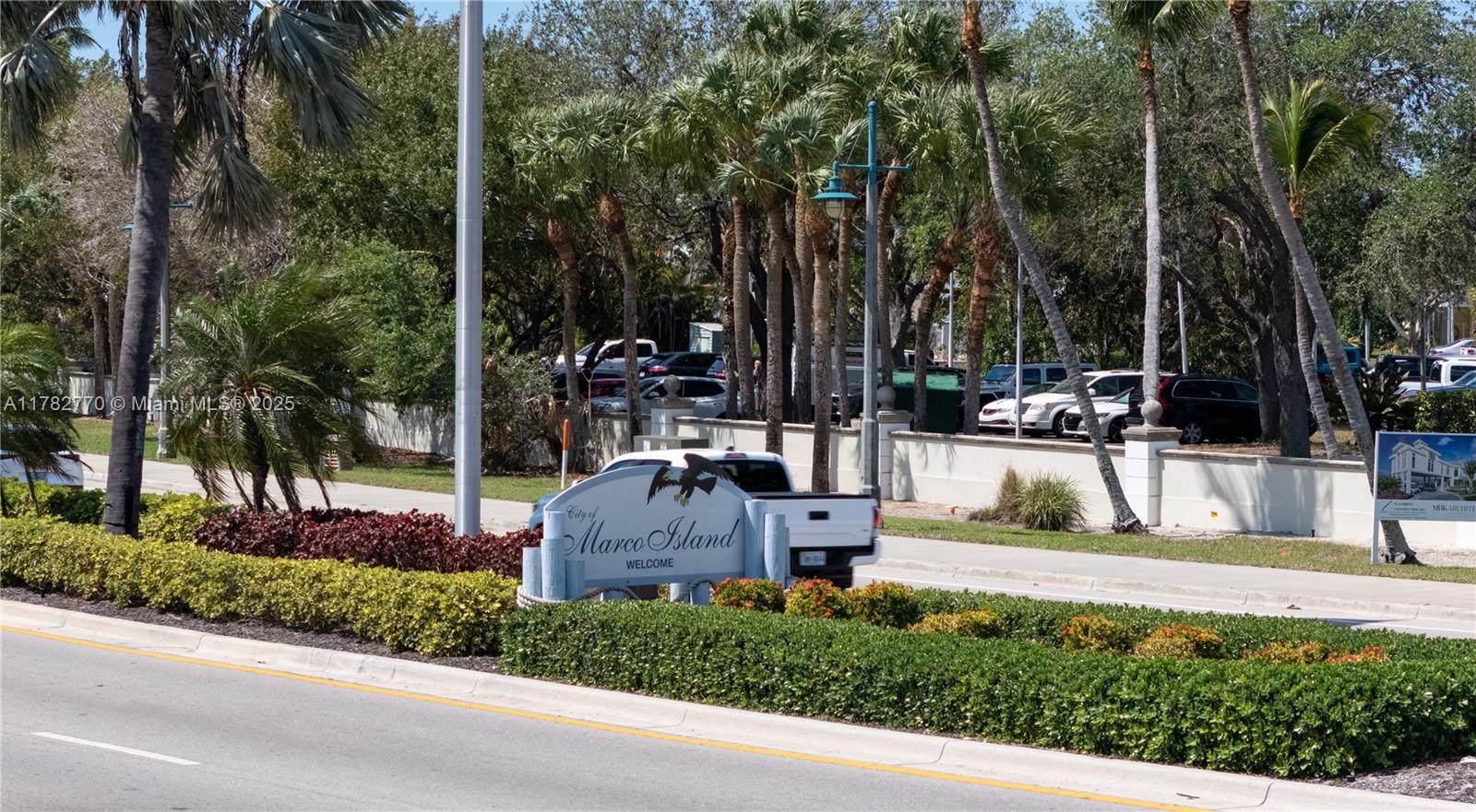 773100 MARCO BEACH UNIT 4 - Land