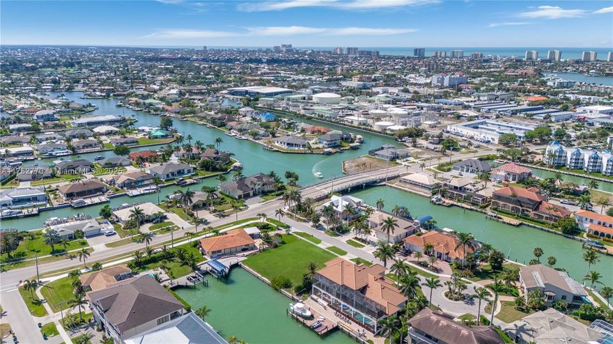 Envision your future luxury home on this waterfront homesite on a cul de sac. House next door sold in 2024 for $3.8Million!  Enjoy the luxury of direct access to the Gulf, offering endless exploration and adventure through the 10,000 Islands, as well as great fishing and sightseeing.  Don't miss this opportunity to own a piece of paradise!  There is no community association.