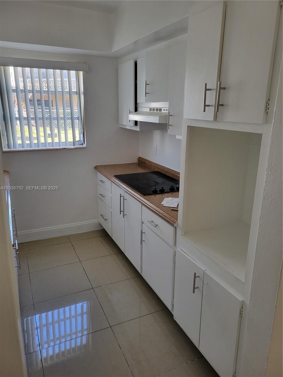 SANS SOUCI CONDO - Residential Lease