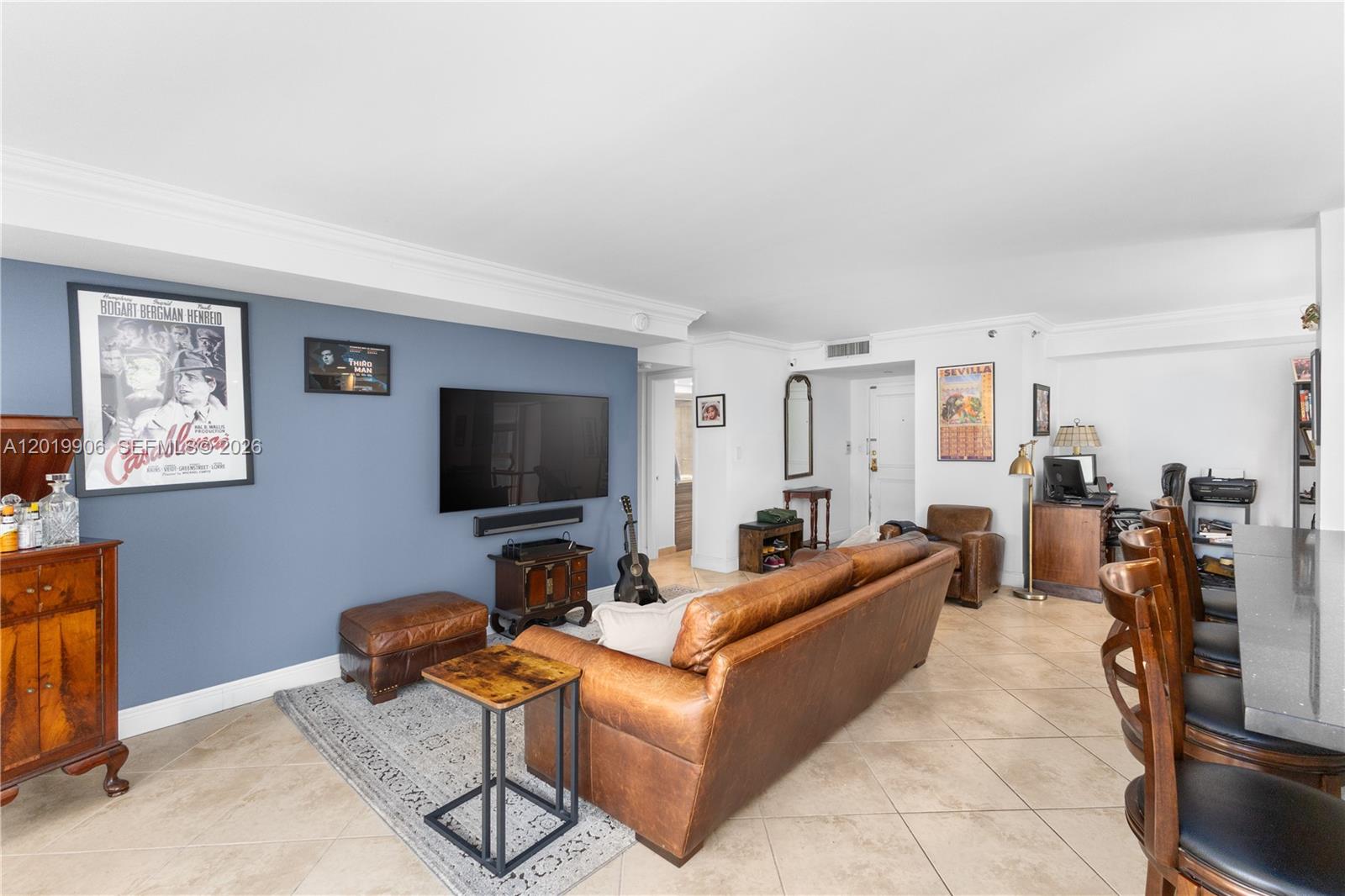 TOWERS OF QUAYSIDE CONDO - Residential