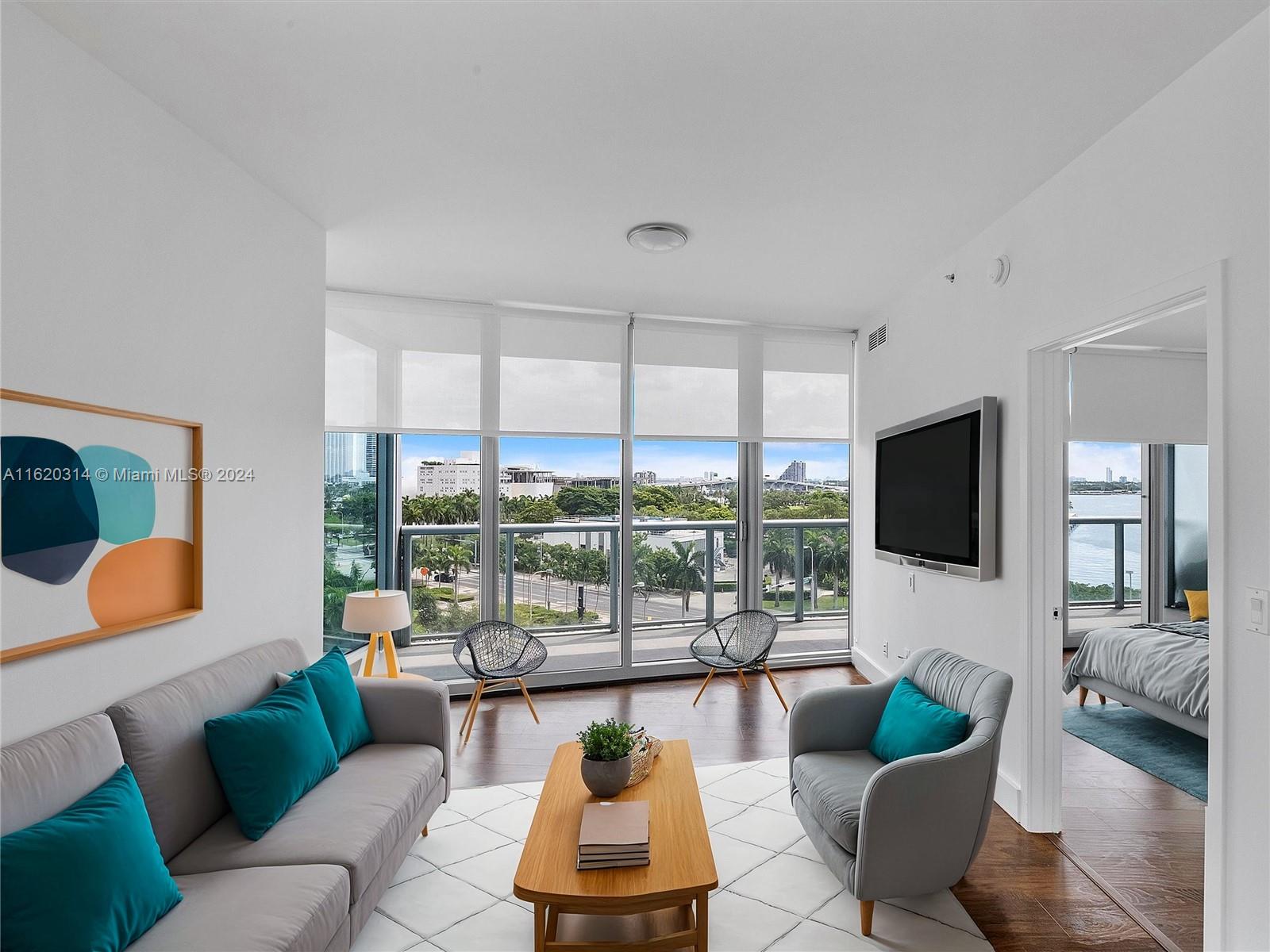 888 Biscayne Blvd 612