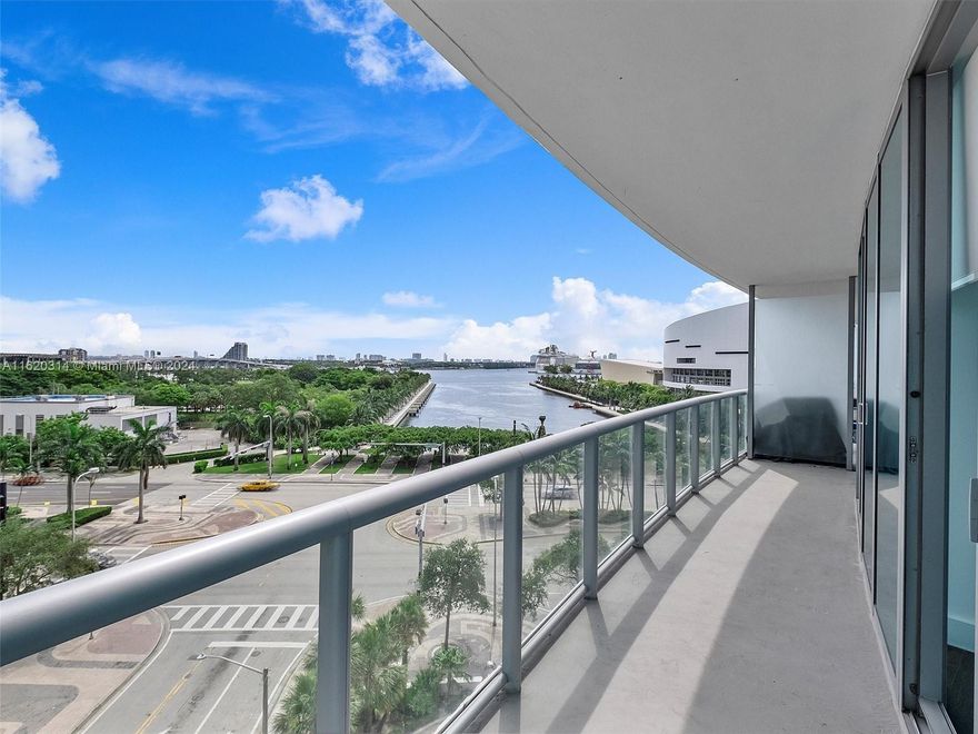 You simply can’t beat the combination of views and prime location of Marina Blue, in the heart of downtown and steps away from Kaseya Center, Maurice A. Ferre Park, and the burgeoning Miami Worldcenter. Beautifully remodeled unit with floor to ceiling windows throughout, highlighting the stunning panoramic views of the bay. Spacious open floorplan with abundant natural light and a large balcony; building has incredible resort style amenities including sunrise and sunset pools and jacuzzi, business and fitness centers, sand volleyball court, BBQ area, and more. 24-hour security, valet parking, and assigned covered parking space. NO SPECIAL ASSESSMENTS and BUILDING HAS RESERVES. BRING YOUR OFFERS- SELLER MOTIVATED!

Rented for $4,500/mo. through July 31, 2025