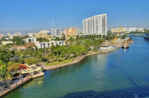 320 SW 4TH AVE # 5, MIAMI, FL 33130 - Image 78a4e20e128d7b08db05f0df6bf9ff80/2707620774