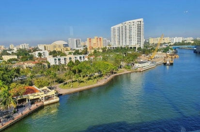 320 SW 4th Ave 5 Miami FL 33130