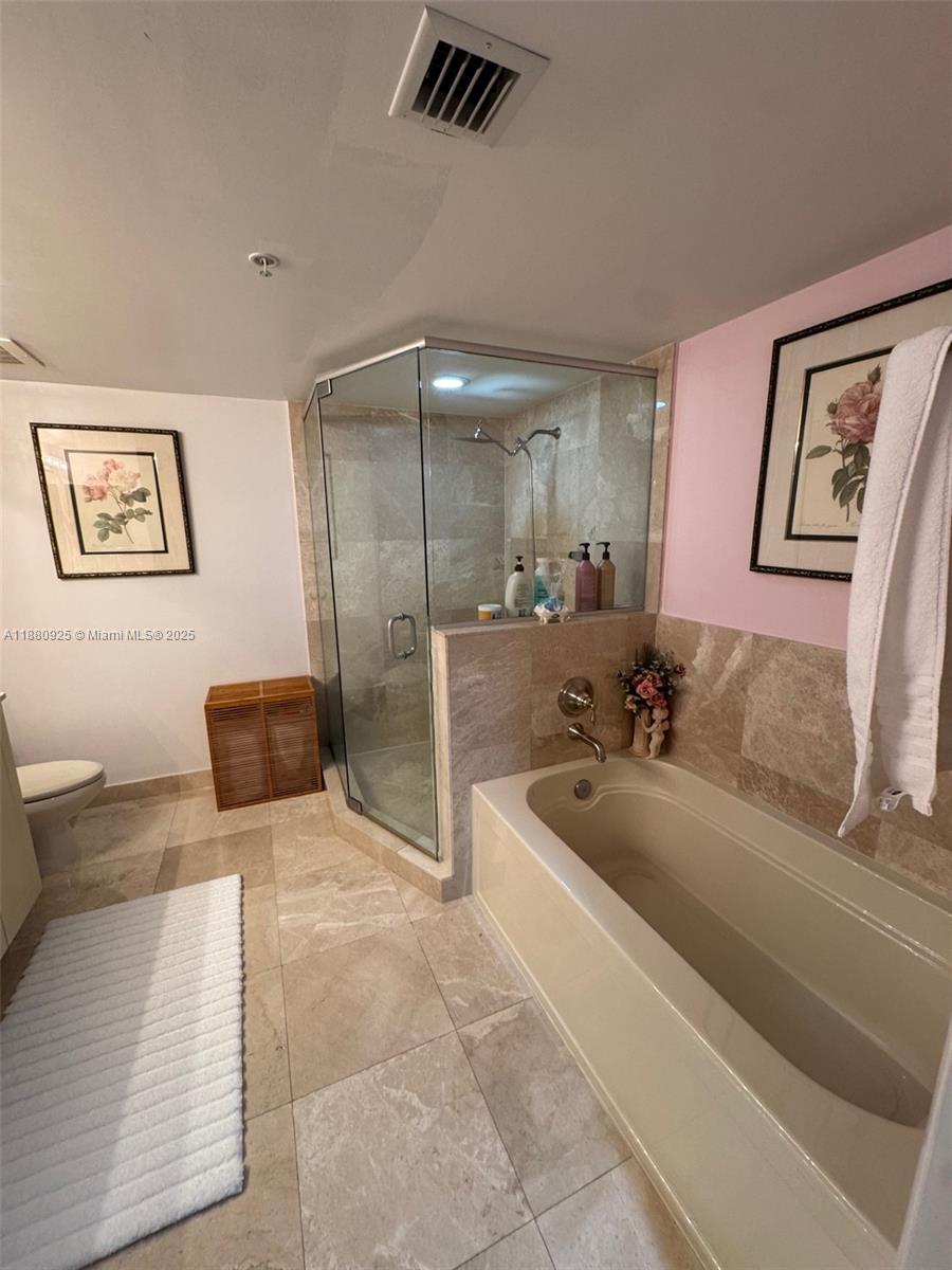 GABLES MARQUIS CONDO - Residential