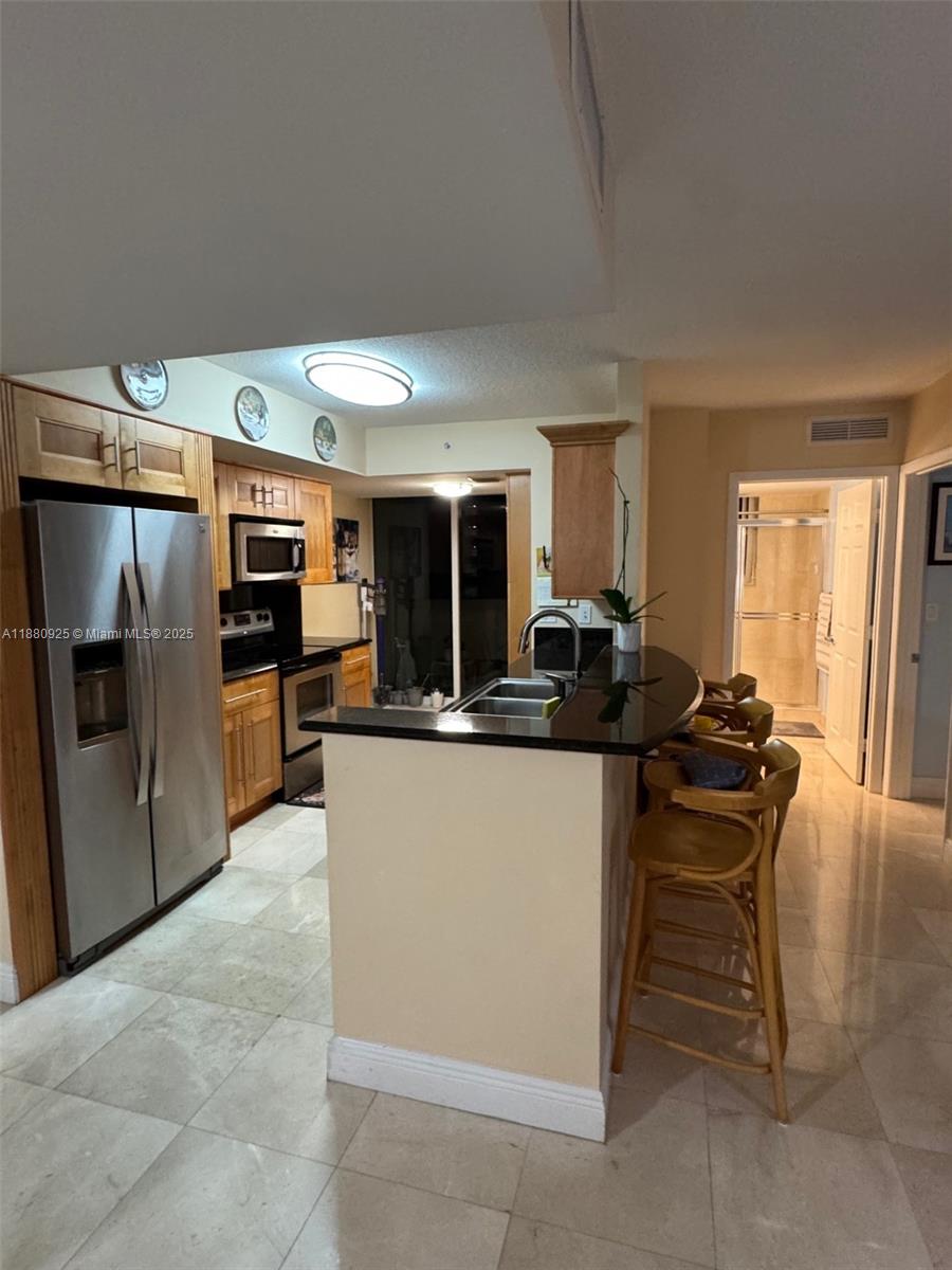 GABLES MARQUIS CONDO - Residential