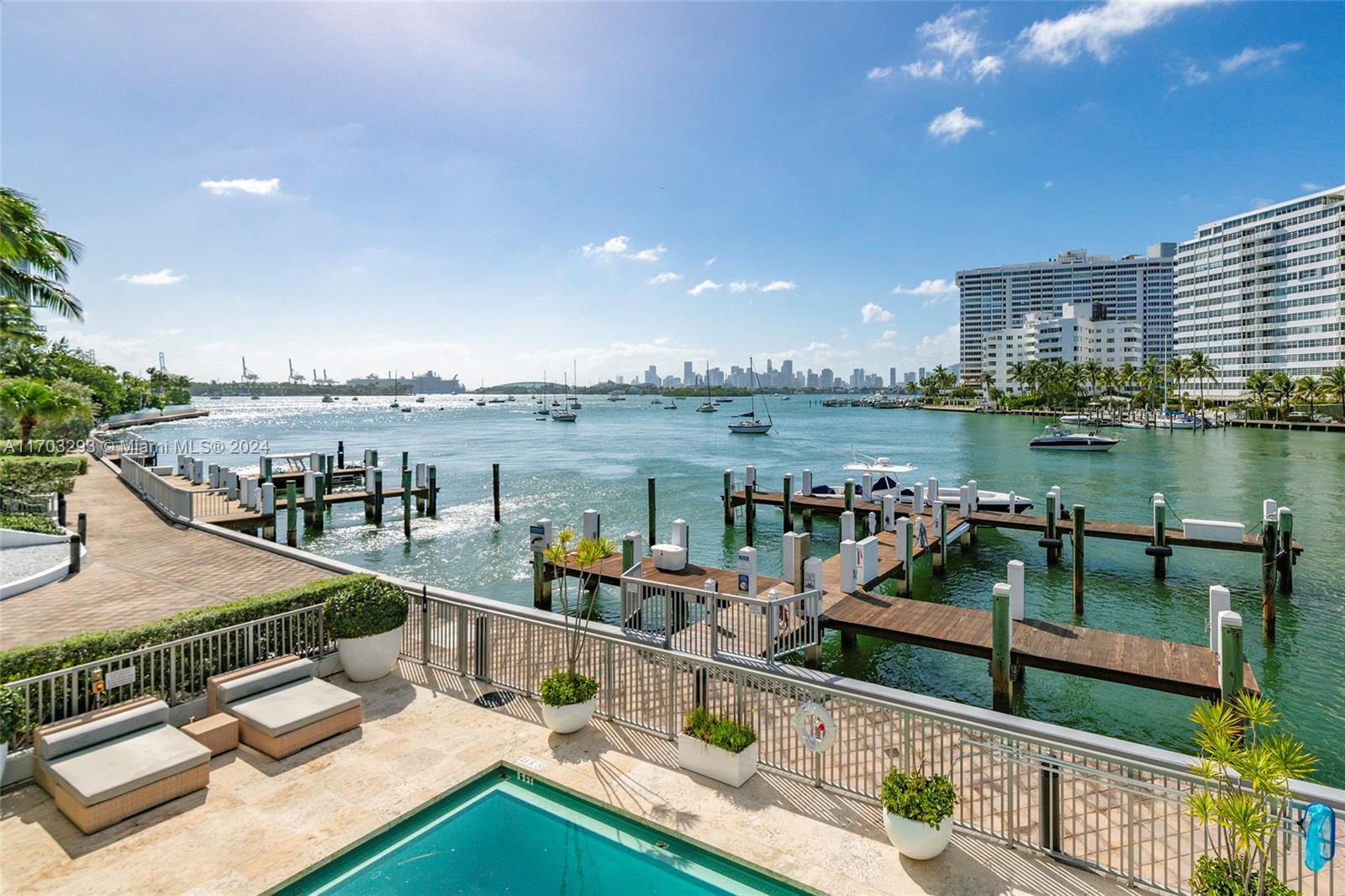 CAPRI SOUTH BEACH CONDO - Residential