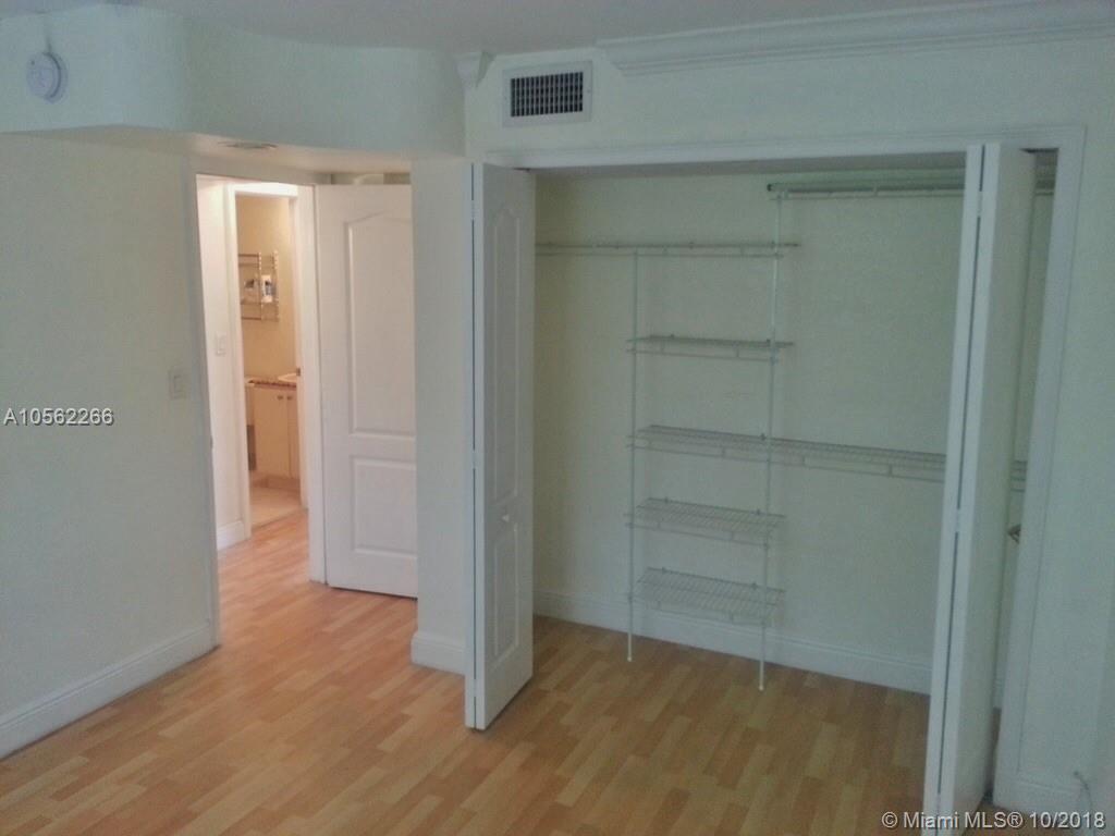 Virginia Pointe Condo - Residential Lease