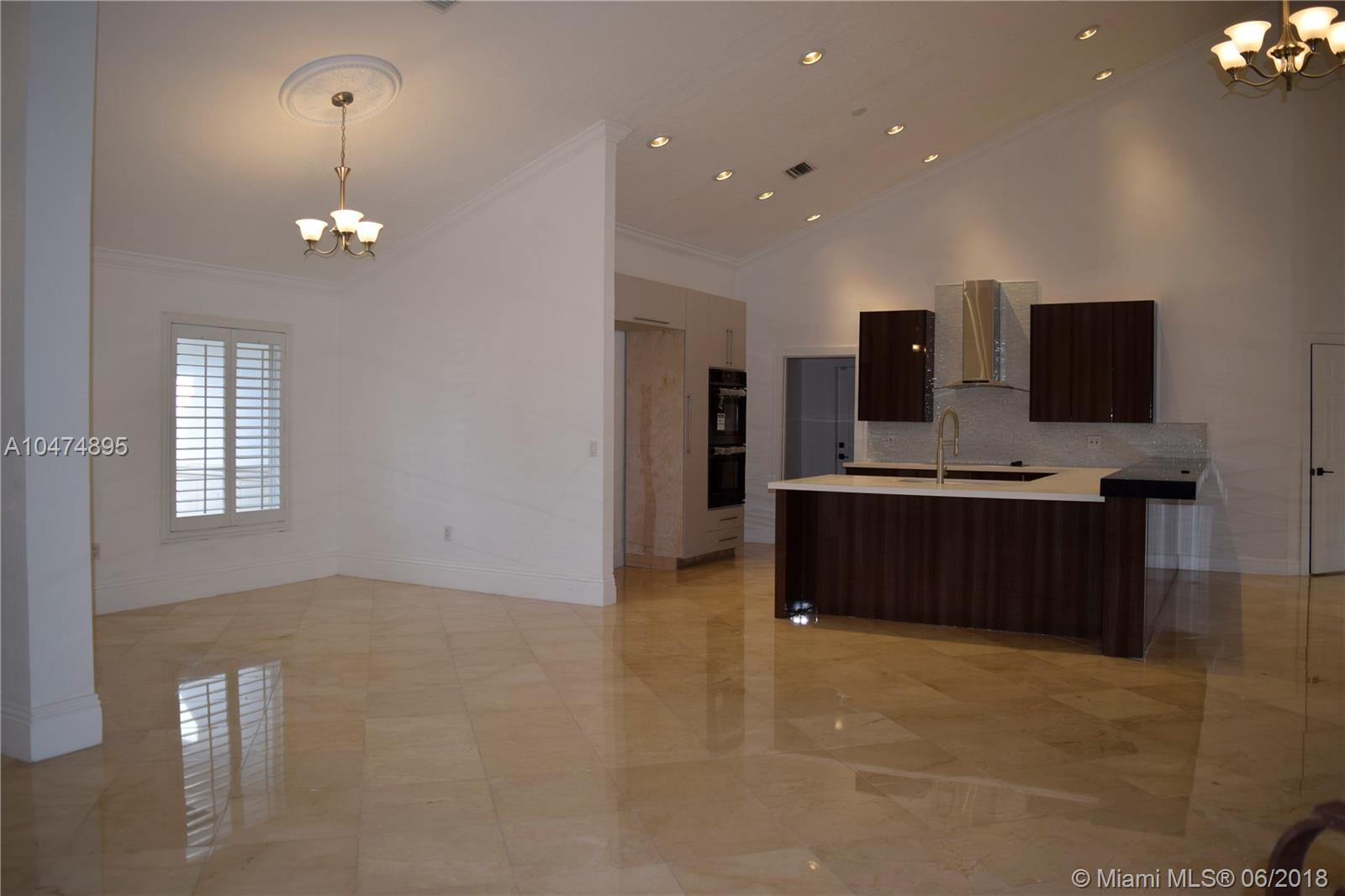 VANDERBILT PARK - Residential