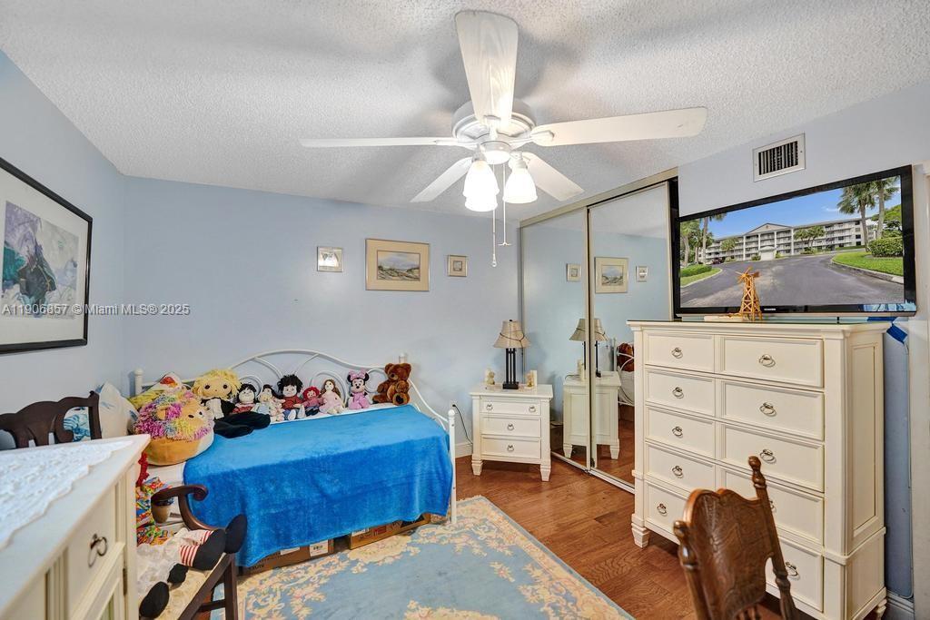 CONDO 1 OF WHITEHALL COND - Residential