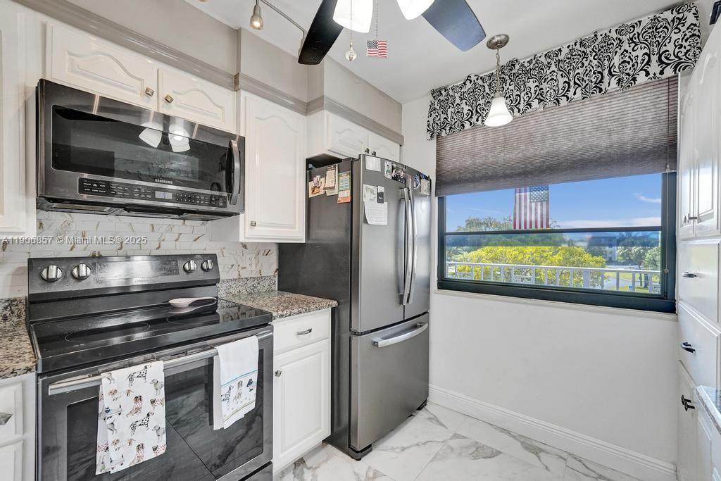 CONDO 1 OF WHITEHALL COND - Residential