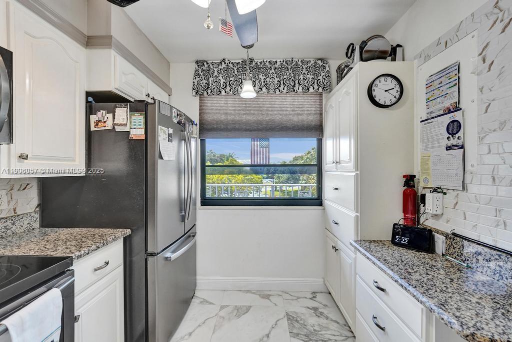 CONDO 1 OF WHITEHALL COND - Residential