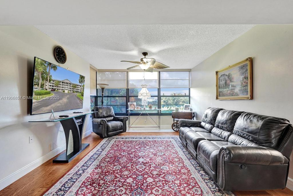 CONDO 1 OF WHITEHALL COND - Residential