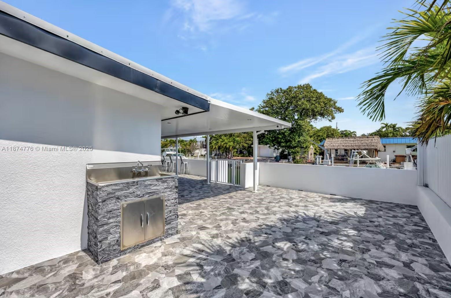 VENICE KEY VACCAS - Residential