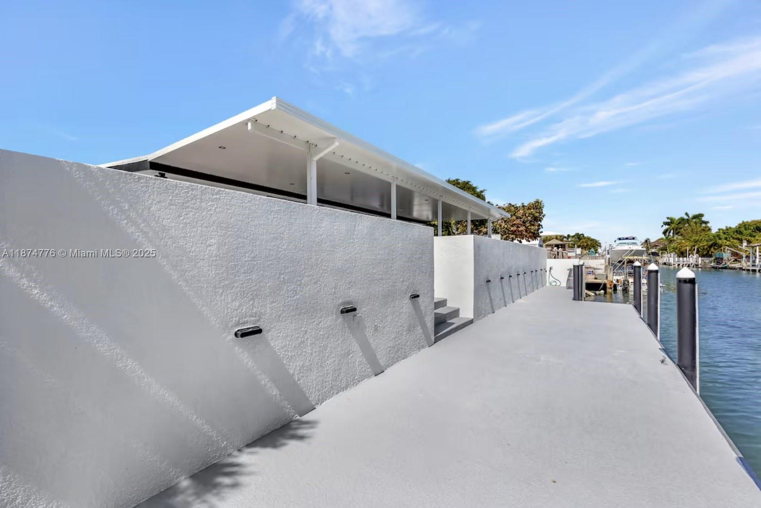 VENICE KEY VACCAS - Residential