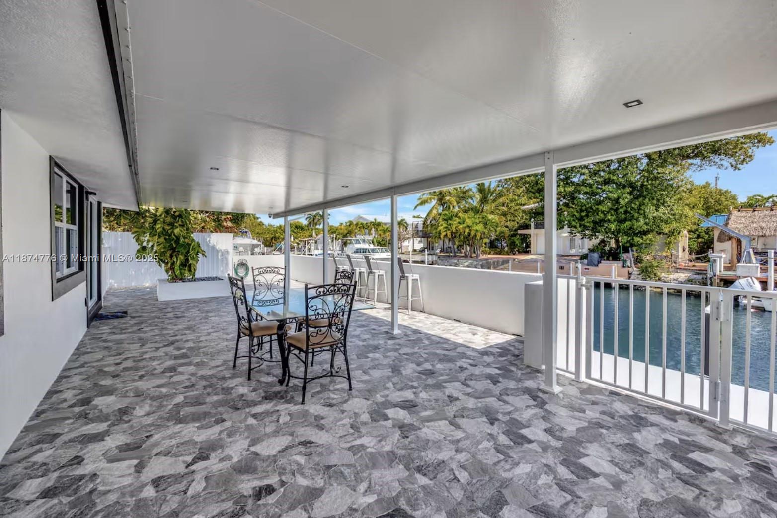 VENICE KEY VACCAS - Residential
