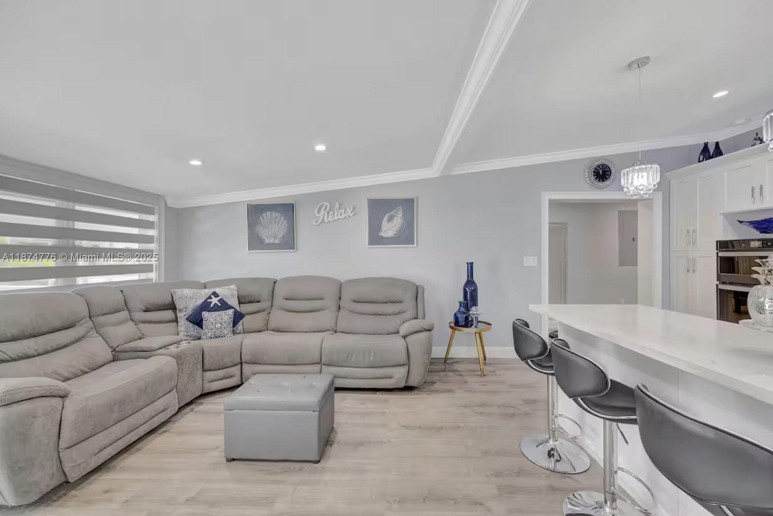 VENICE KEY VACCAS - Residential