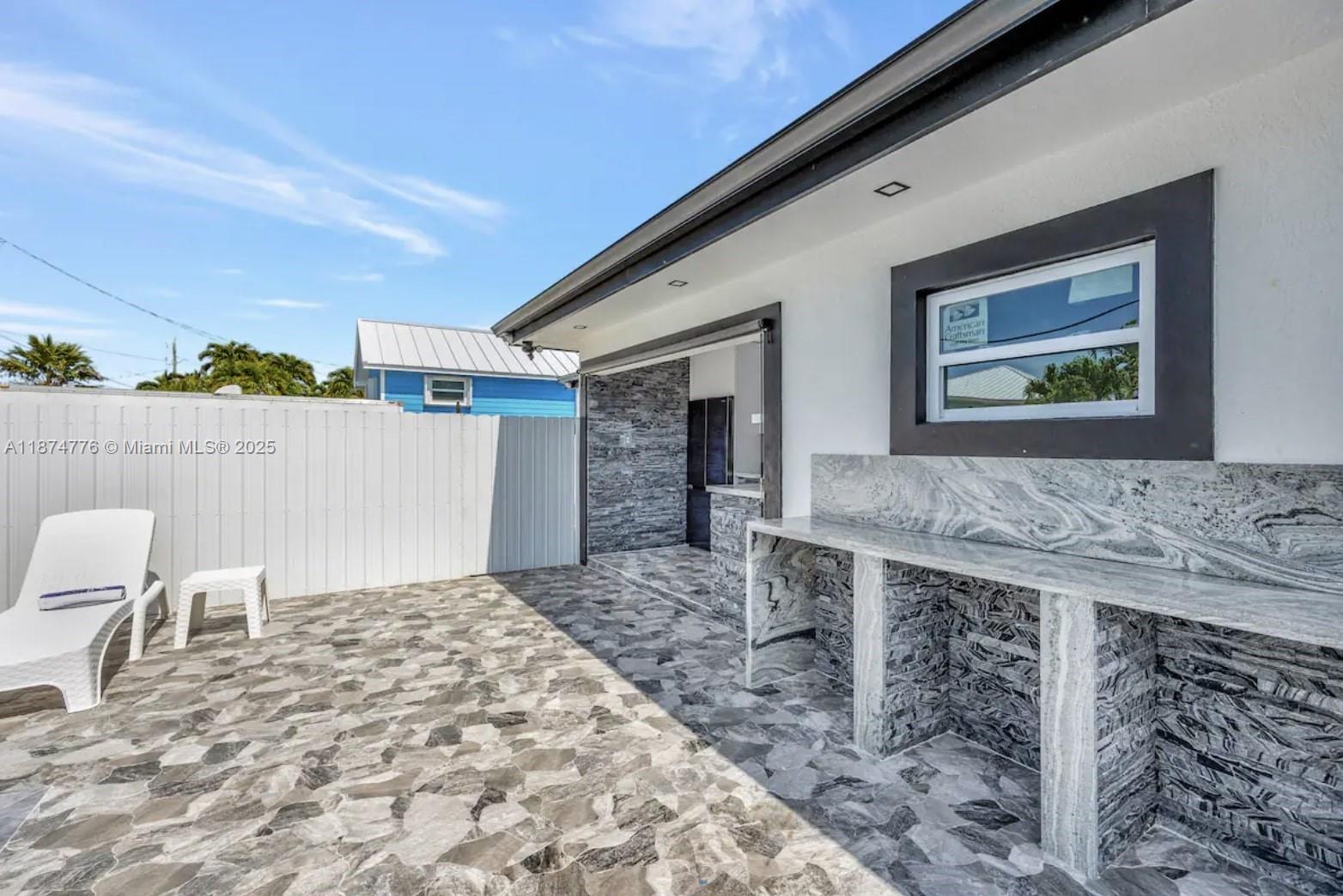 VENICE KEY VACCAS - Residential