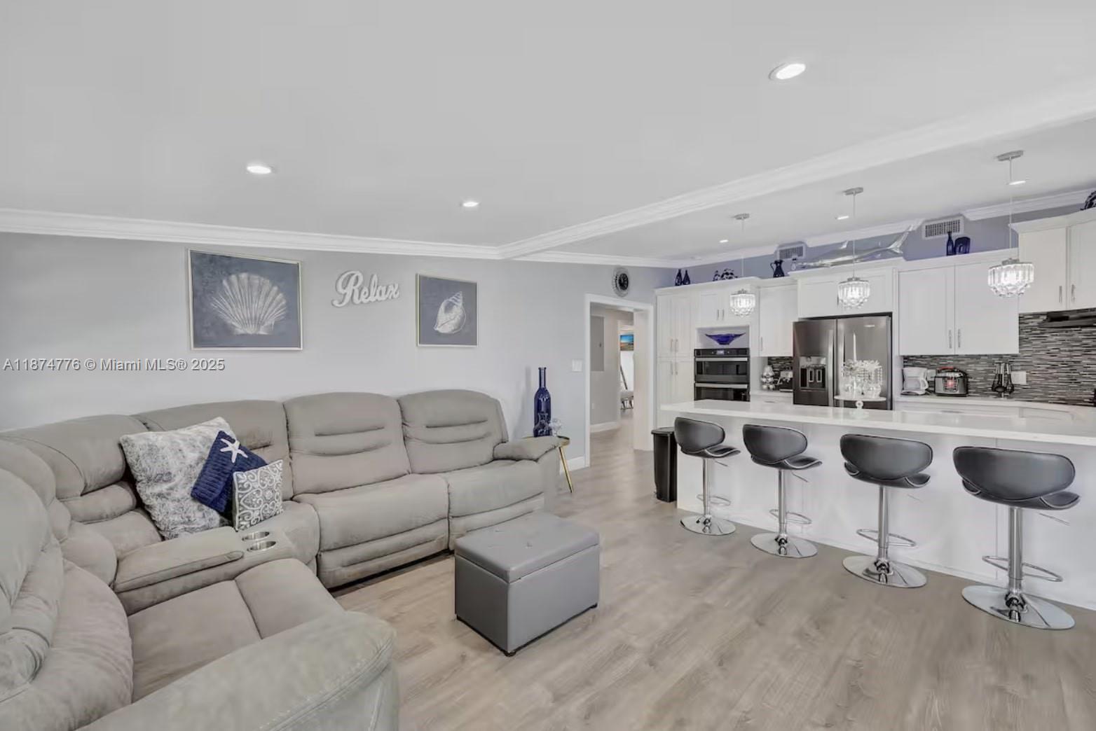 VENICE KEY VACCAS - Residential