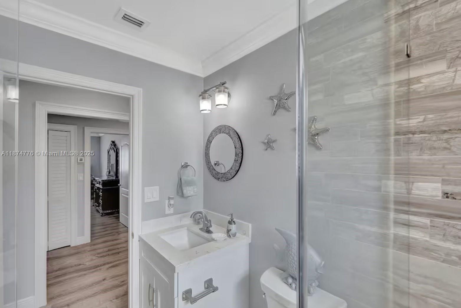 VENICE KEY VACCAS - Residential