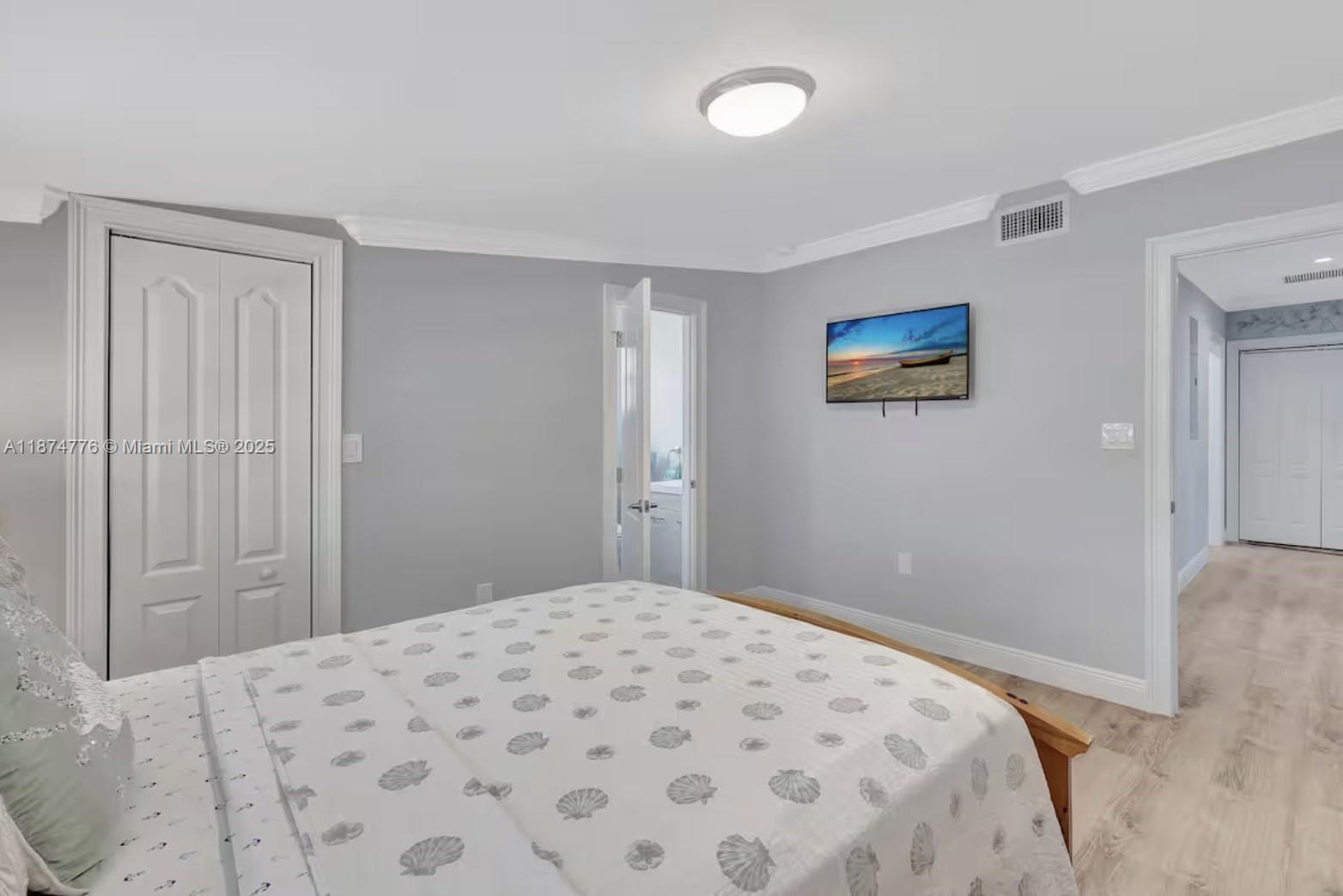 VENICE KEY VACCAS - Residential