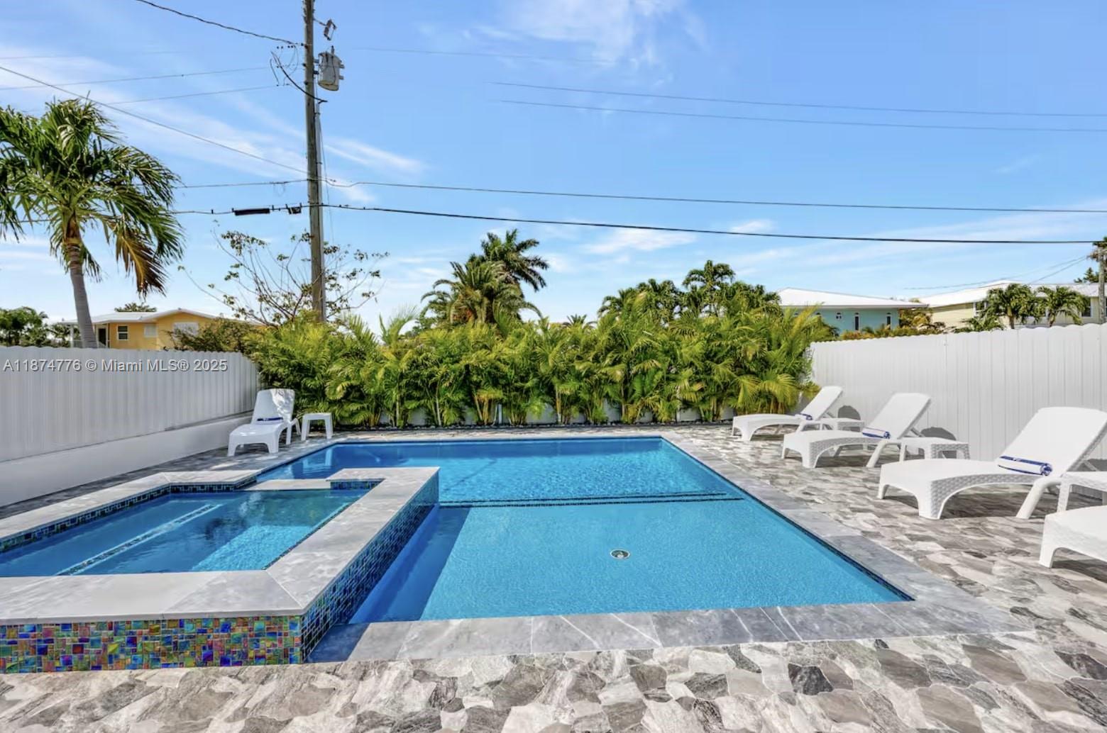 VENICE KEY VACCAS - Residential