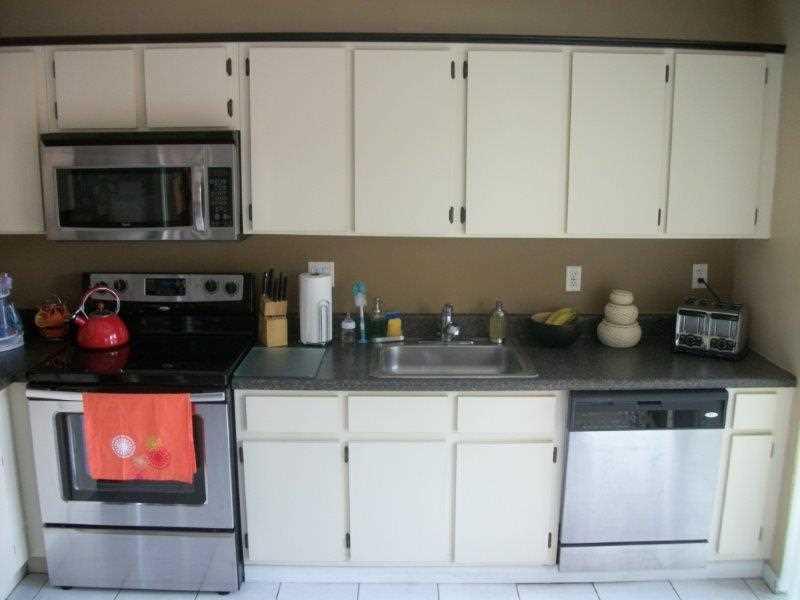 LA MAISON AT THE HAMMOCKS - Residential Lease