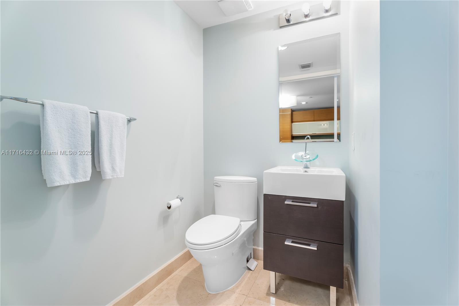 MEI CONDO - Residential