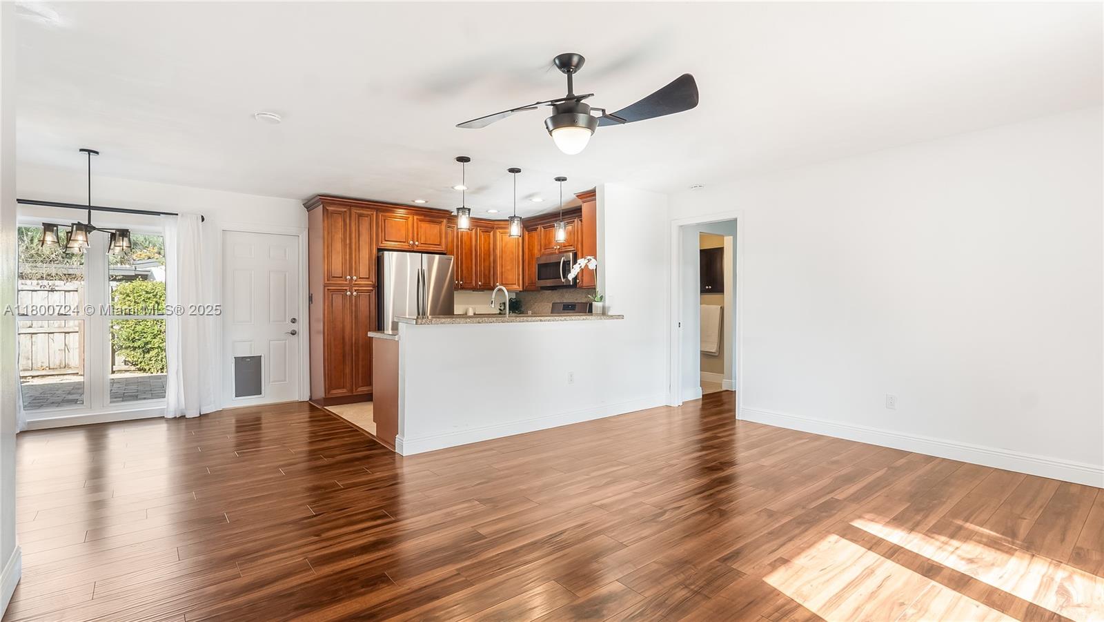YELLOWSTONE PARK AMEN PLA - Residential Lease