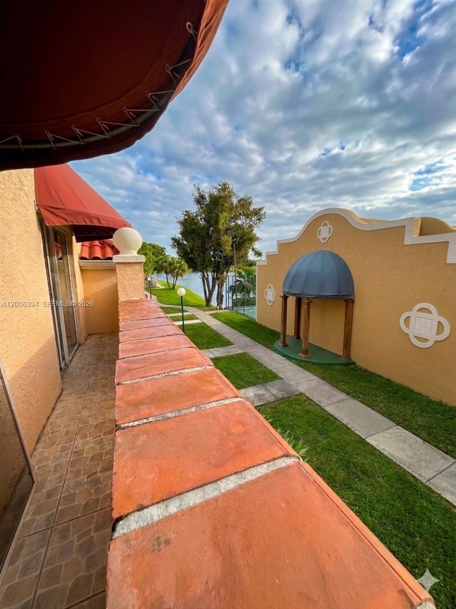 THE GABLES III TOWNHOMES - Residential Lease