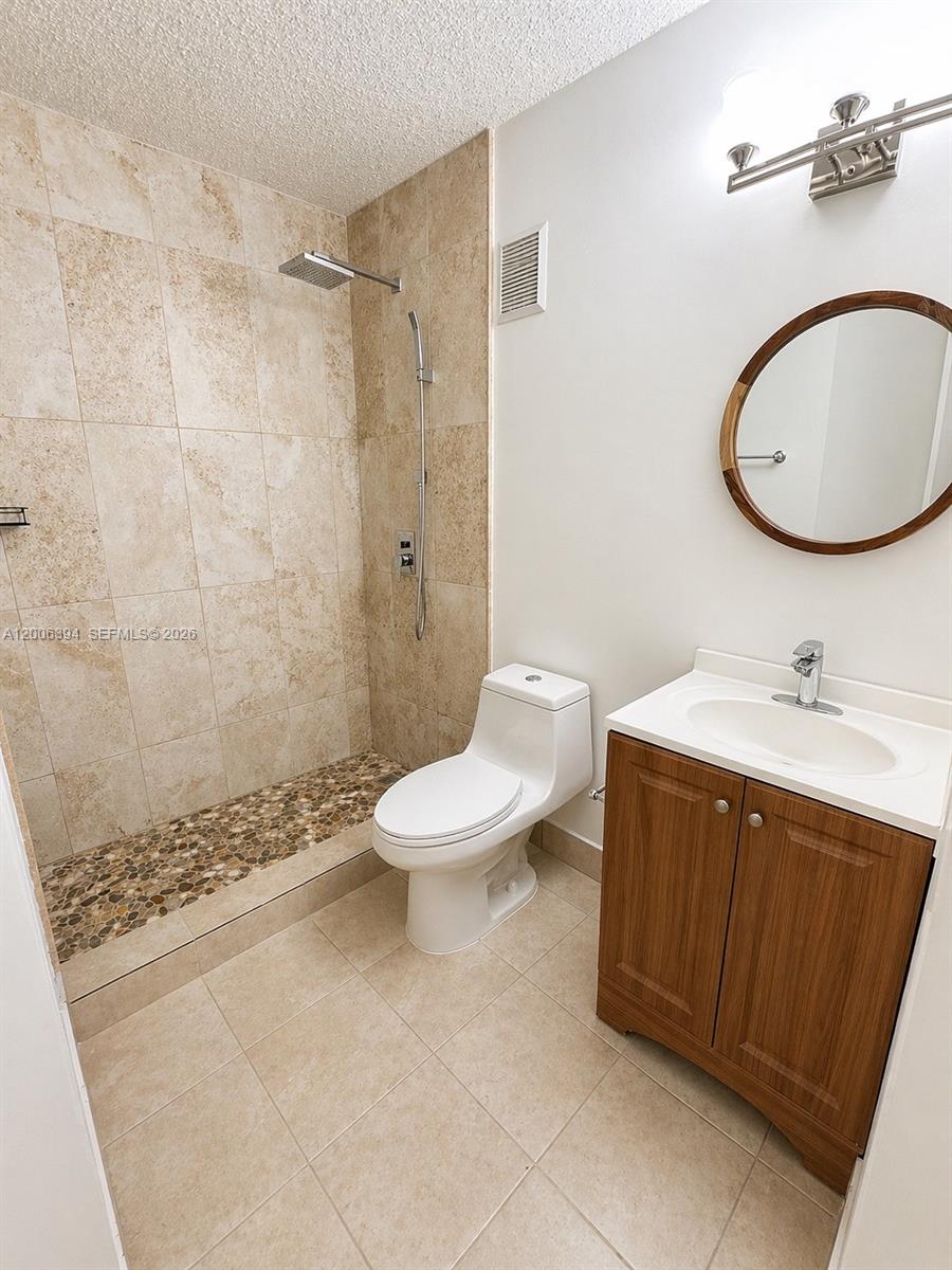 THE GABLES III TOWNHOMES - Residential Lease