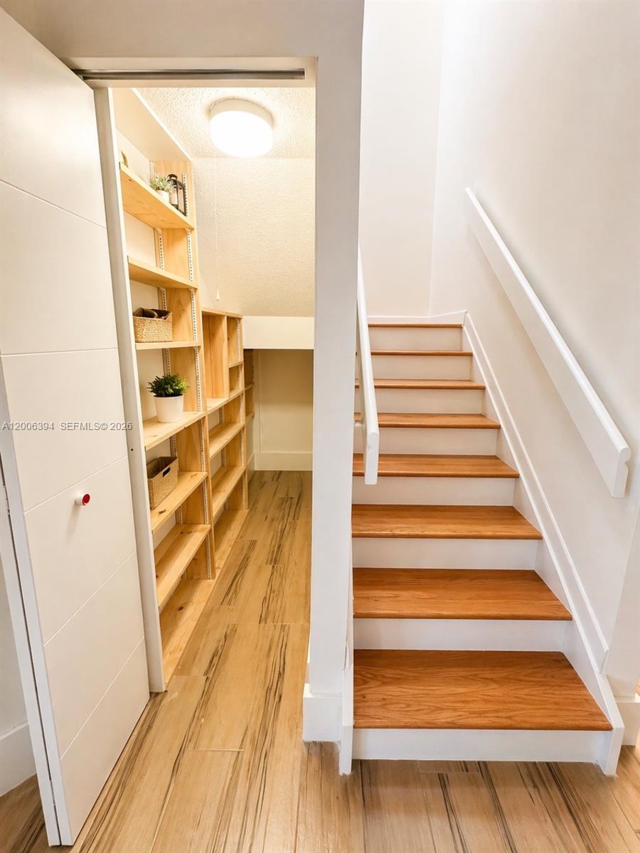 THE GABLES III TOWNHOMES - Residential Lease