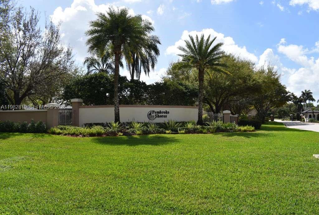 HEFTLER HOMES AT PEMBROKE - Residential