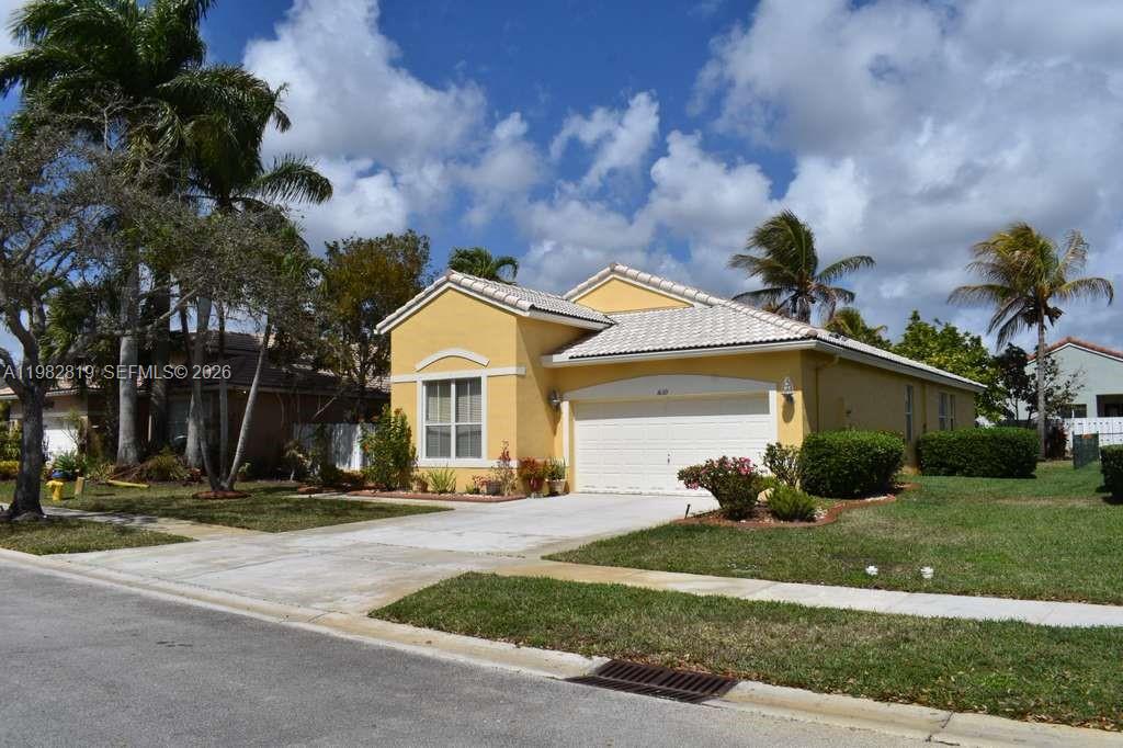 HEFTLER HOMES AT PEMBROKE - Residential