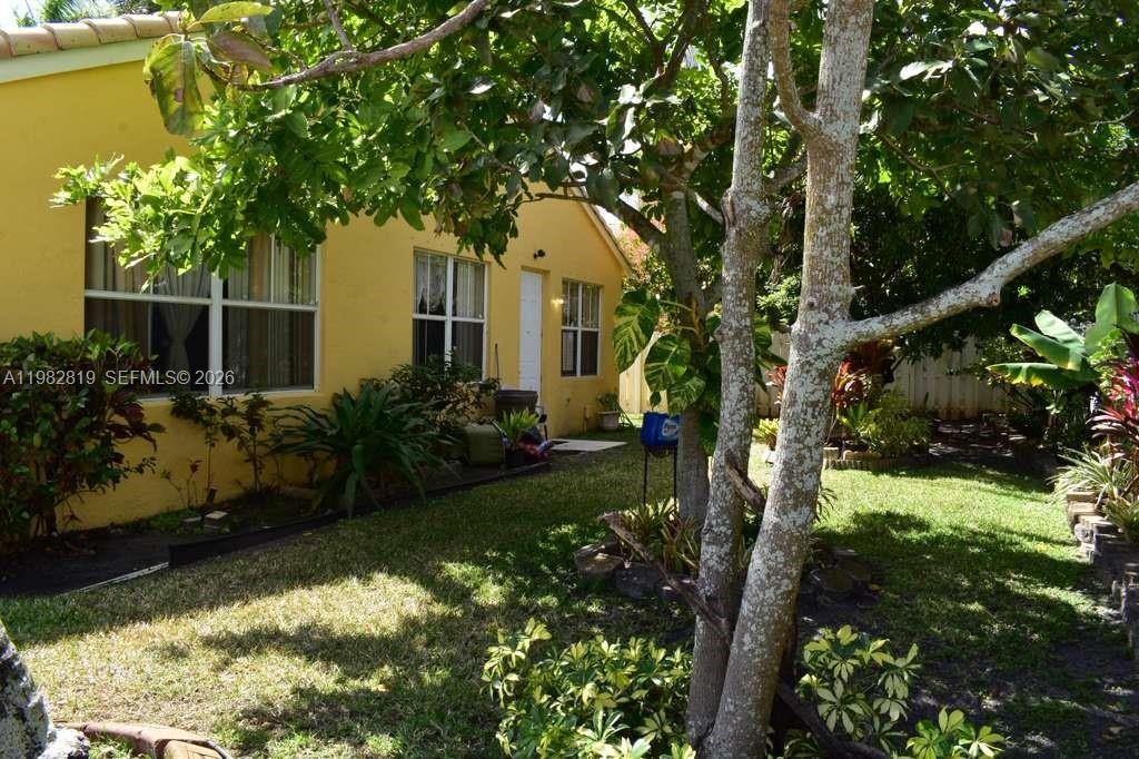 HEFTLER HOMES AT PEMBROKE - Residential