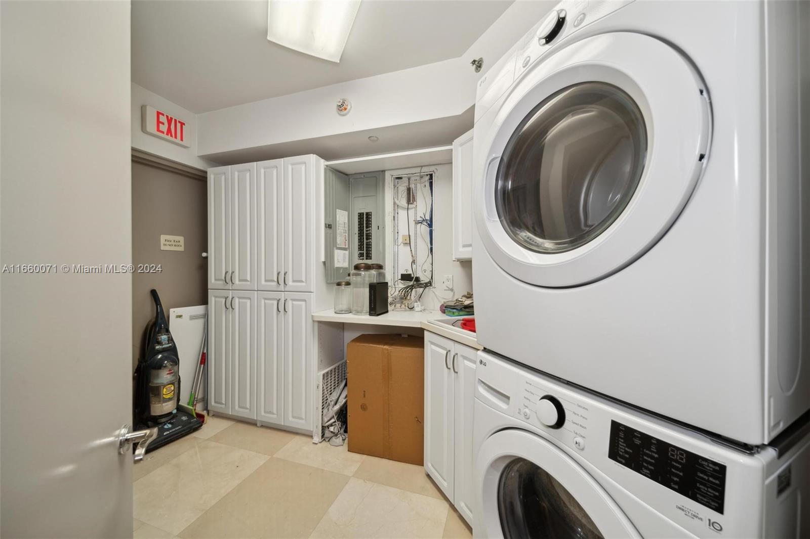 OCEAN THREE CONDO - Residential