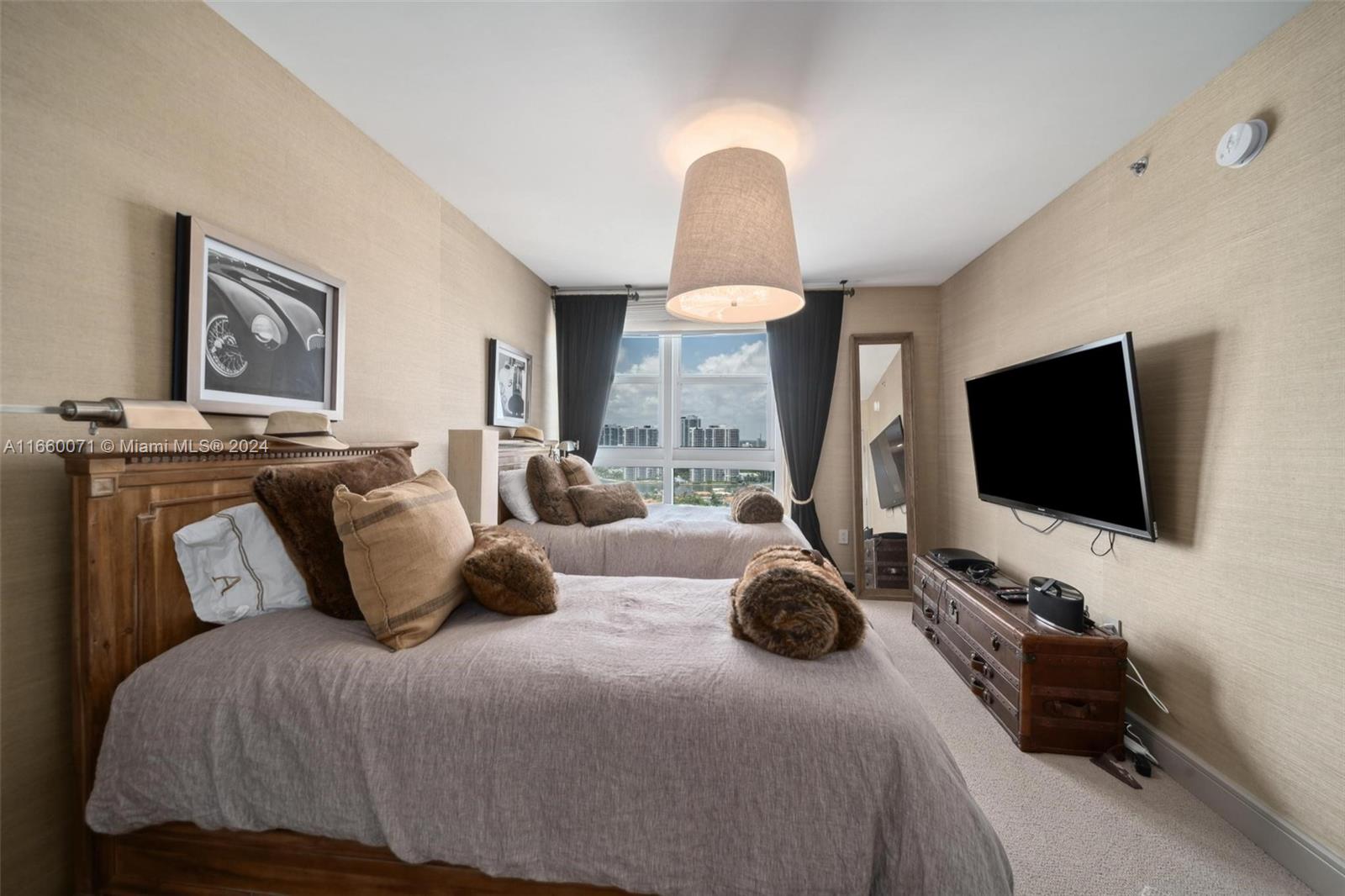 OCEAN THREE CONDO - Residential