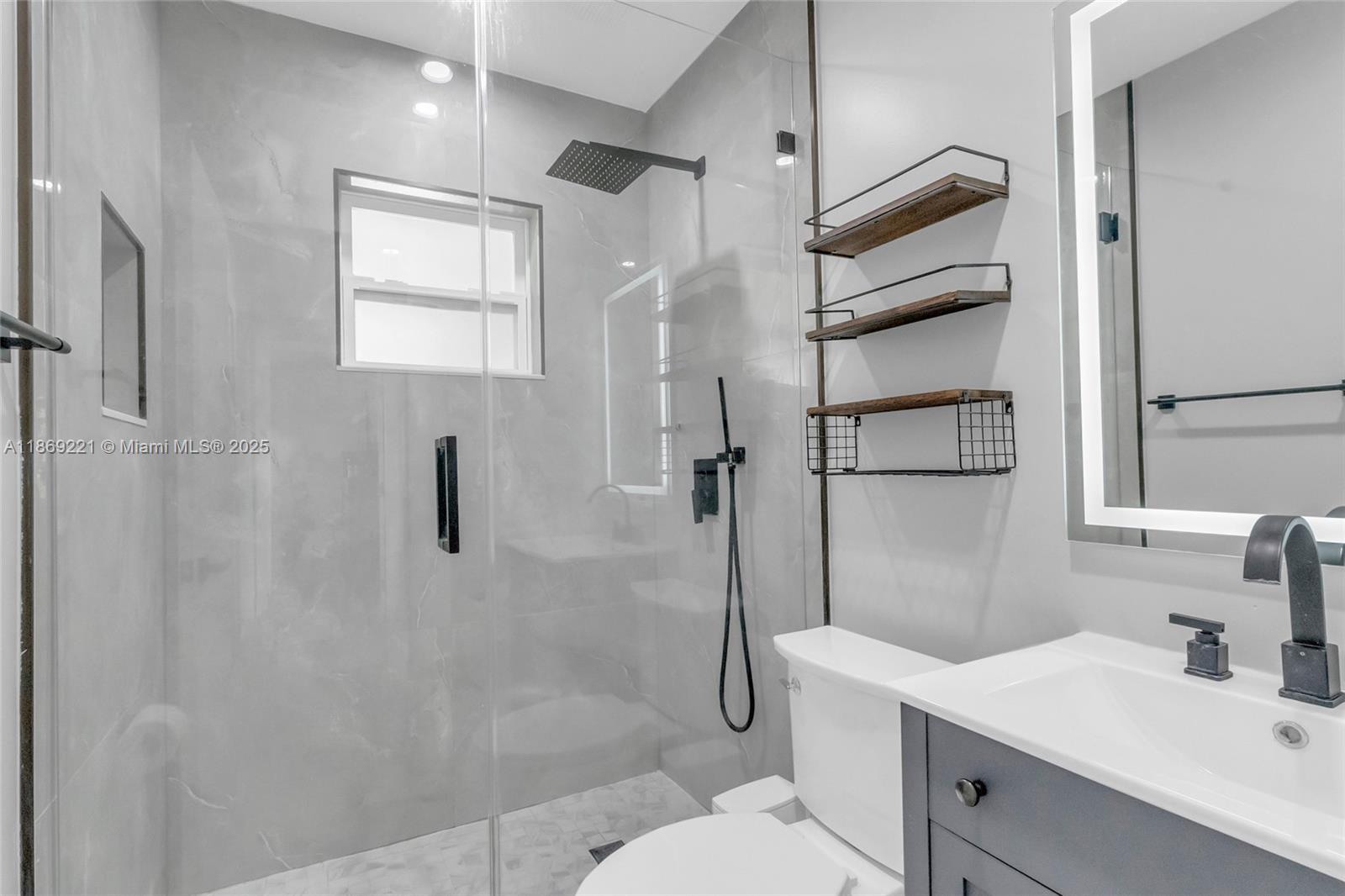 CENTRAL MIAMI PART 2 - Residential