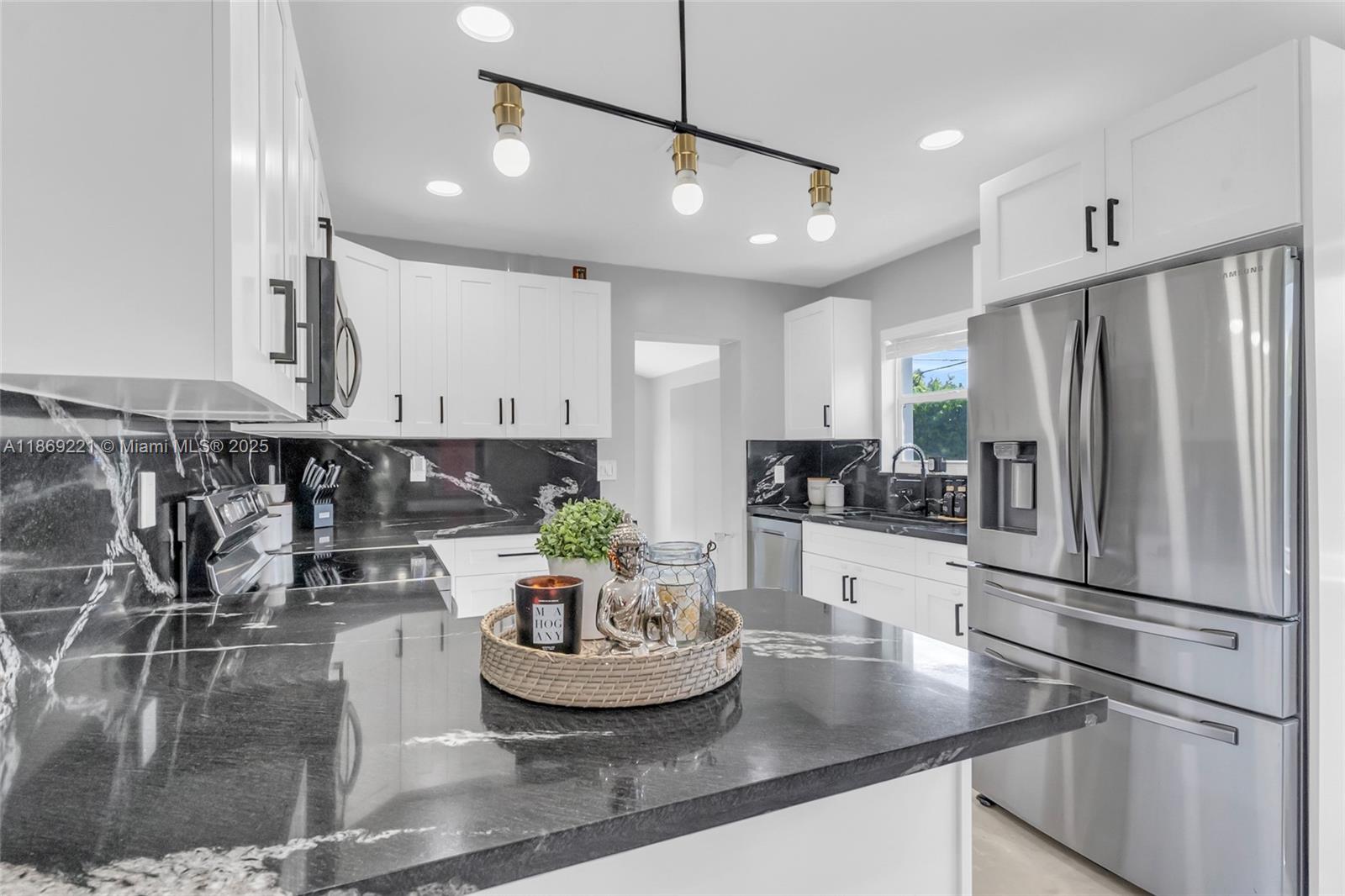 CENTRAL MIAMI PART 2 - Residential