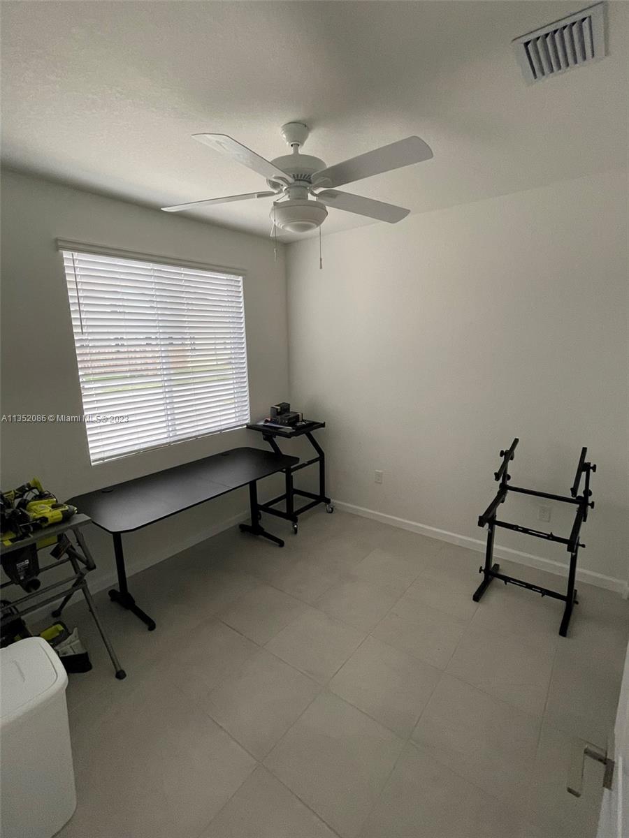 TOWNS AT SEASCAPE - Residential