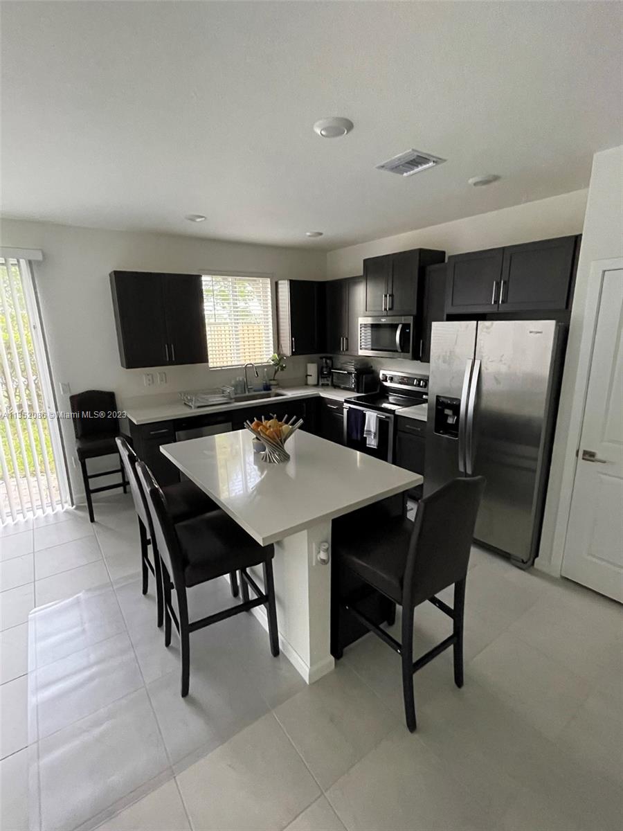 TOWNS AT SEASCAPE - Residential