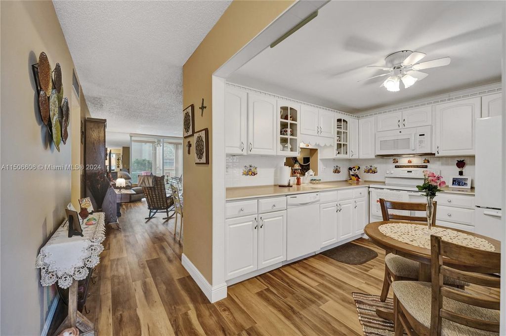 Photo of 414 SE 10th St #105, Dania Beach, FL 33004 (MLS # A11506606)