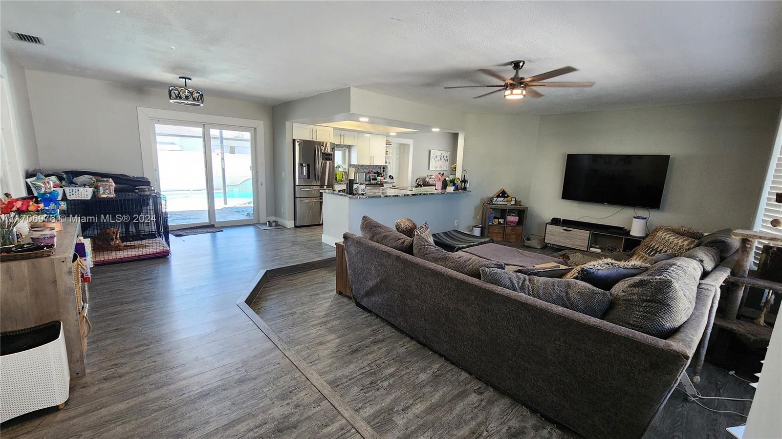 OAKLAND ESTATES 5TH SEC - Residential