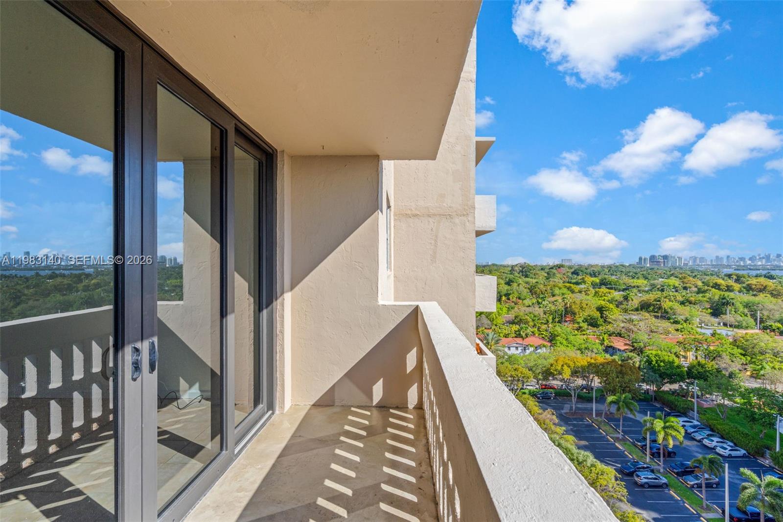 GABLES WATERWAY TOWERS CO - Residential Lease