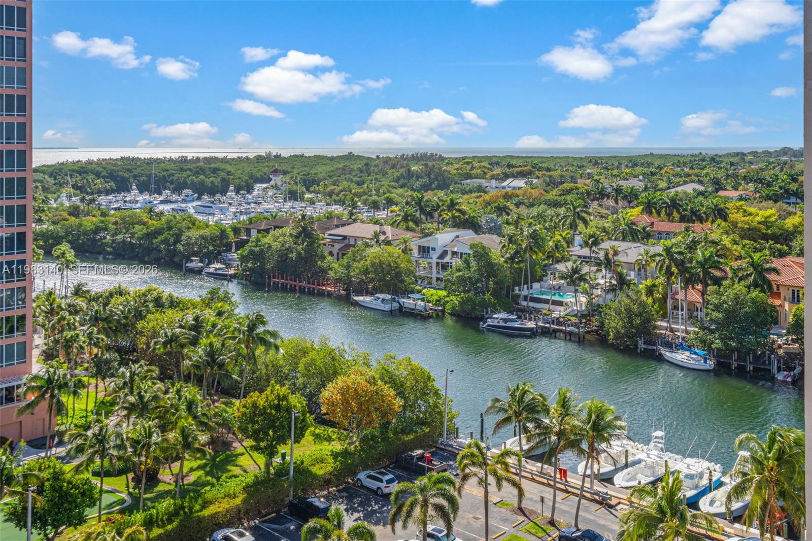 GABLES WATERWAY TOWERS CO - Residential Lease